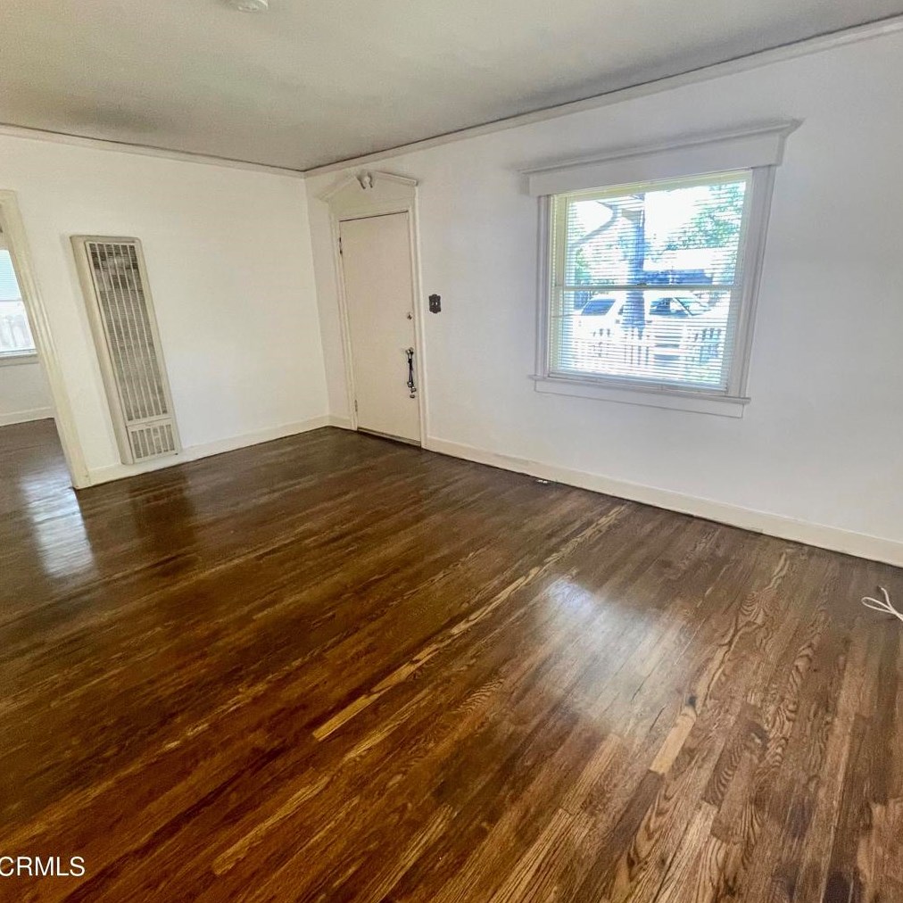 286 Martelo Ave, Pasadena, CA 91107-3243
