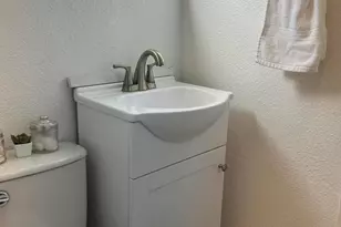 1080 N Eastman Ave, Los Angeles, CA 90063 - Photo 36