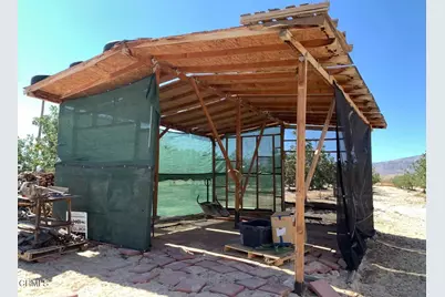 10080 Santa Fe Fire Road, Lucerne Valley, CA 92356 - Photo 8