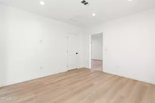 3609 4th Ave, Los Angeles, CA 90018 - Photo 18