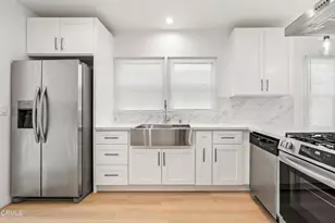 3609 4th Ave, Los Angeles, CA 90018 - Photo 10