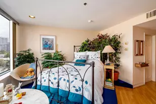 10724 Wilshire Blvd, Los Angeles, CA 90024 - Photo 10