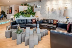 10724 Wilshire Blvd, Los Angeles, CA 90024 - Photo 4