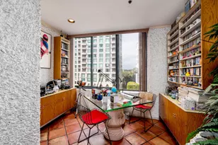 10724 Wilshire Blvd, Los Angeles, CA 90024 - Photo 22