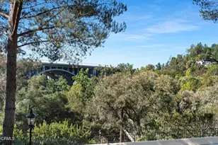 70 N Arroyo Blvd, Pasadena, CA 91105 - Photo 2