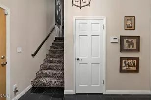 70 N Arroyo Blvd, Pasadena, CA 91105 - Photo 34