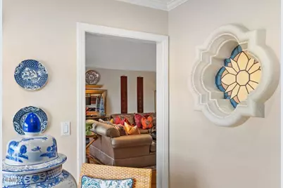 70 N Arroyo Boulevard, Pasadena, CA 91105 - Photo 18