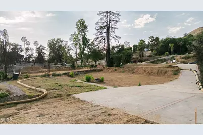 1800 Alta Wood Drive, Altadena, CA 91001 - Photo 6