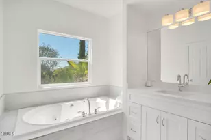 1300 Blue Hill Rd, Los Angeles, CA 90041 - Photo 30