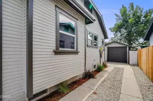 1210 W 70th St, Los Angeles, CA 90044 - Photo 4