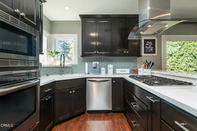 2144 N Pass Avenue, Burbank, CA 91505 - Photo 12