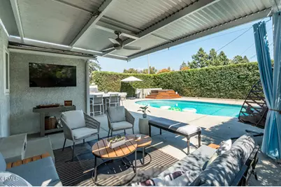 2144 N Pass Avenue, Burbank, CA 91505 - Photo 40