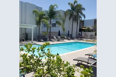 4231 Sarah Street #15, Burbank, CA 91505 - Photo 4