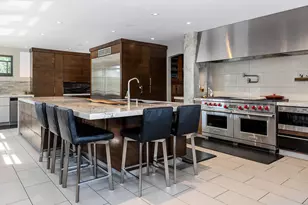 195 S Grand Ave, Pasadena, CA 91105 - Photo 14