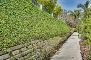 7412 Seabluff Dr, Huntington Beach, CA 92648 - Photo 10