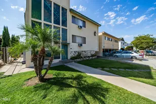 214 E Chevy Chase Dr Dr, Glendale, CA 91205 - Photo 2