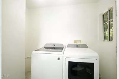 8939 Rhea Avenue, Northridge, CA 91324 - Photo 12