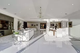 4423 Bergamo Dr, Encino, CA 91436 - Photo 14