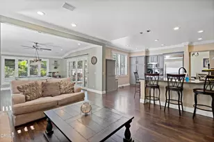 30411 Star Canyon Pl Pl, Castaic, CA 91384 - Photo 16