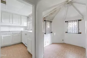 180 W State St, Pasadena, CA 91105 - Photo 16