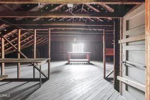 237 W State St, Pasadena, CA 91105 - Photo 40