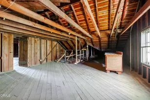 237 W State St, Pasadena, CA 91105 - Photo 42