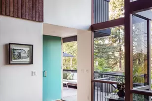 1256 Clubhouse Dr, Pasadena, CA 91105 - Photo 14