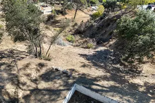 242 Taos Rd, Altadena, CA 91001 - Photo 10