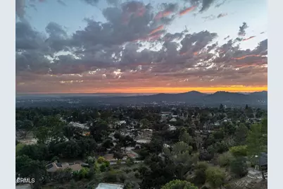 242 Taos Rd, Altadena, CA 91001 - Photo 32