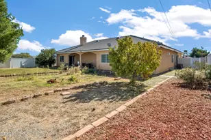 9801 Evelyn Ave, California City, CA 93505 - Photo 12
