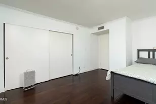 355 S Madison Ave, Pasadena, CA 91101 - Photo 10