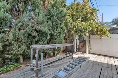 15743 Covello Street, Lake Balboa, CA 91406 - Photo 34