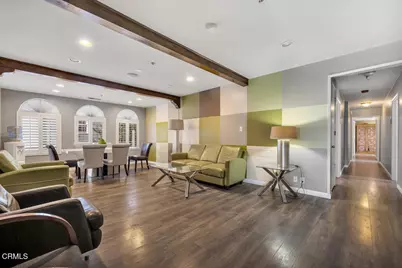 15743 Covello Street, Lake Balboa, CA 91406 - Photo 2