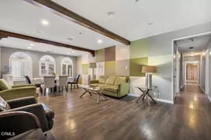 15743 Covello St, Lake Balboa, CA 91406 - Photo 2