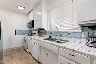 426 W Arbor Vitae Street, Inglewood, CA 90301 - Photo 24