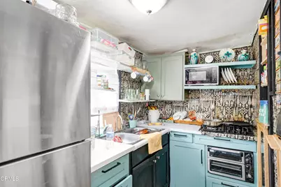 352 W 59th Place, Los Angeles, CA 90003 - Photo 30