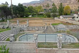 1808 E Altadena Dr, Altadena, CA 91001 - Photo 10