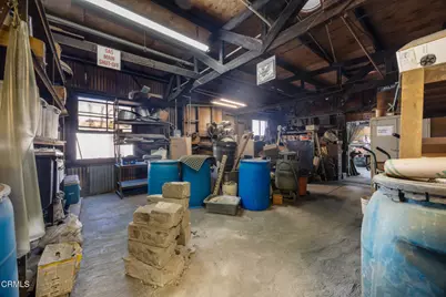 2455 E 52nd Street, Vernon, CA 90058 - Photo 24