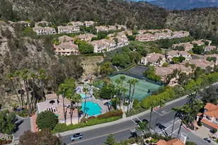 925 Calle Del Pacifico, Glendale, CA 91208 - Photo 30