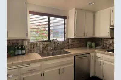 394 S Los Robles Avenue #2, Pasadena, CA 91101 - Photo 6