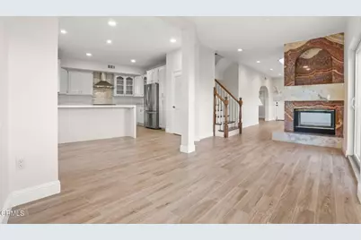 920 Glen Oaks Boulevard, Pasadena, CA 91105 - Photo 18