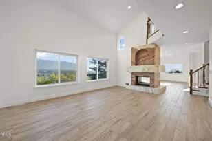 920 Glen Oaks Blvd, Pasadena, CA 91105 - Photo 8