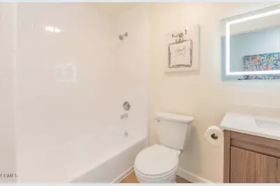 11829 Gateway Boulevard #2, Los Angeles, CA 90064 - Photo 10
