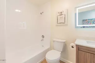 11829 Gateway Blvd, Los Angeles, CA 90064 - Photo 10