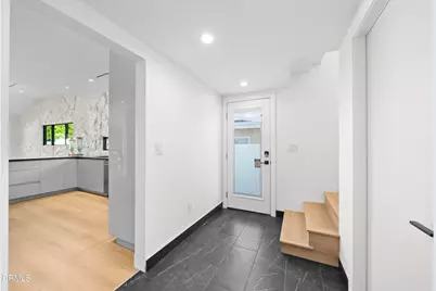 14145 Weddington Street, Sherman Oaks, CA 91401 - Photo 16