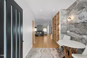 14145 Weddington St, Sherman Oaks, CA 91401 - Photo 4