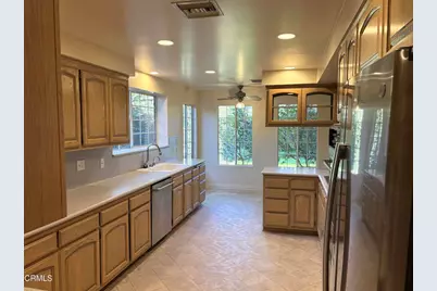 1920 N Altadena Drive, Pasadena, CA 91107 - Photo 8