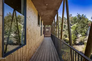 596 Quail Dr, Los Angeles, CA 90065 - Photo 20