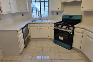 8541 Creekside Pl, Rancho Cucamonga, CA 91730 - Photo 4