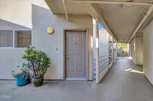2915 Montrose Ave, La Crescenta, CA 91214 - Photo 4